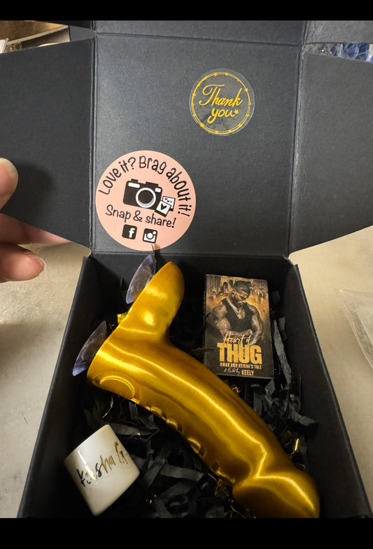 Keely's Mini Souvenir Gift Box (Omar & Keisha Inspired)